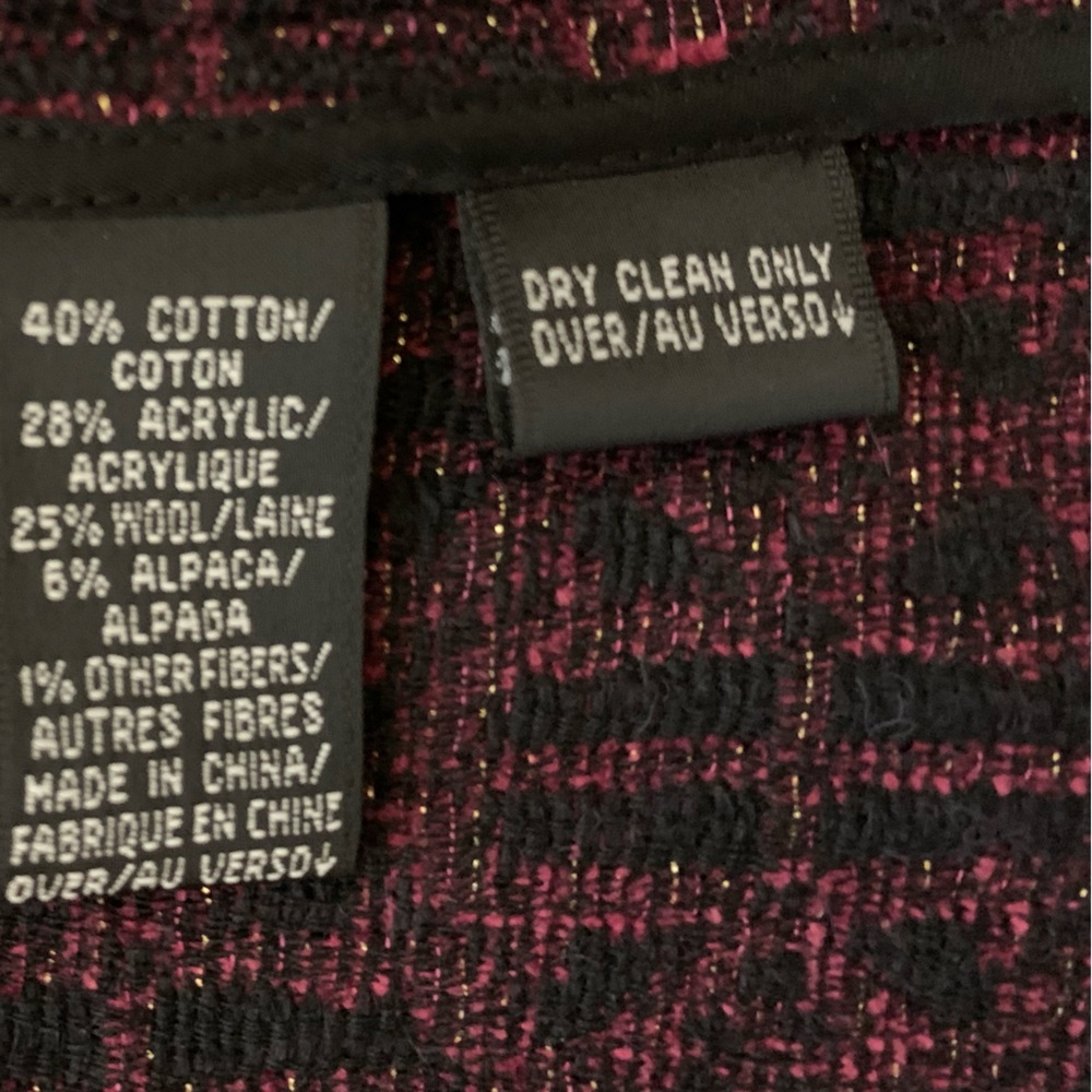 Dana Buchman Women’sSize 4Jacket/Blazer Missing 2 Bottons.Good Cond… - Picture 7 of 14